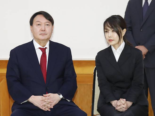윤석열 전 검찰총장(왼쪽)과 부인 김건희씨 ⓒ연합뉴스