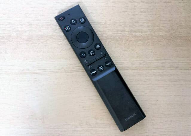 삼성 스마트모니터에는 스마트리모컨이 제공된다. (사진=지디넷코리아)