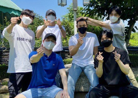 몬스타엑스 SNS