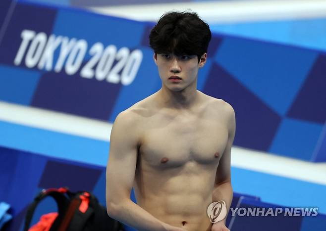 [올림픽] 황선우, 출전준비 (도쿄=연합뉴스) 진성철 기자 = 도쿄올림픽 개막을 하루 앞둔 22일 도쿄 아쿠아틱스 센터에서 황선우가 훈련을 준비하고 있다. 2021.7.22 zjin@yna.co.kr