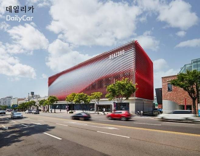 Kia Beat 360 Brand experience zone </figcation>