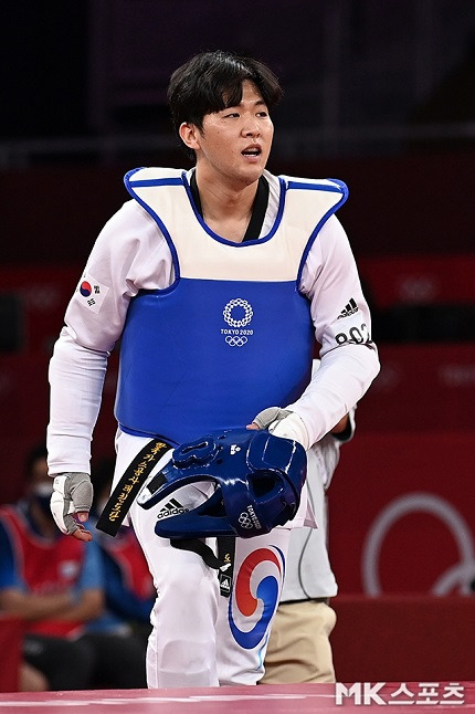 인교돈이  27일 일본 지바의 마쿠하리 메세홀A에서 열린 2020 도쿄올림픽 남자 태권도 80kg 초과급 준결승에서 패해 결승 진출이 좌절됐다. 사진(일본 도쿄)=천정환 기자