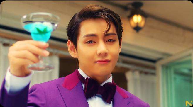 웃기려던 태형이, 전 세계가 주목..방탄소년단 뷔, '개츠비 밈' 탄생