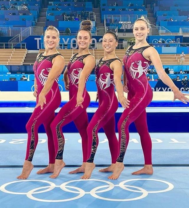 독일 여자 기계체조 대표팀은 2020 도쿄올림픽에서 하반신까지 가리는 형태의 유니폼을 착용했다. 파올라 쉬퍼