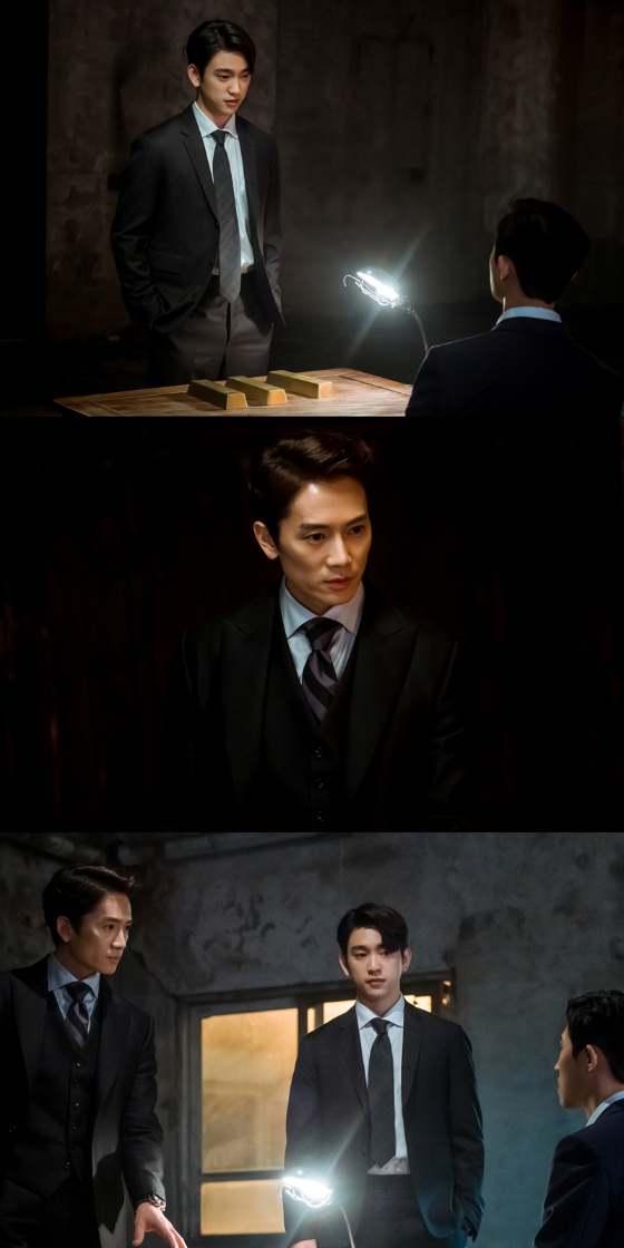 tvN 토일드라마 '악마판사'의 지성, 진영의 공조가 시작됐다./사진제공=tvN 토일드라마 '악마판사'