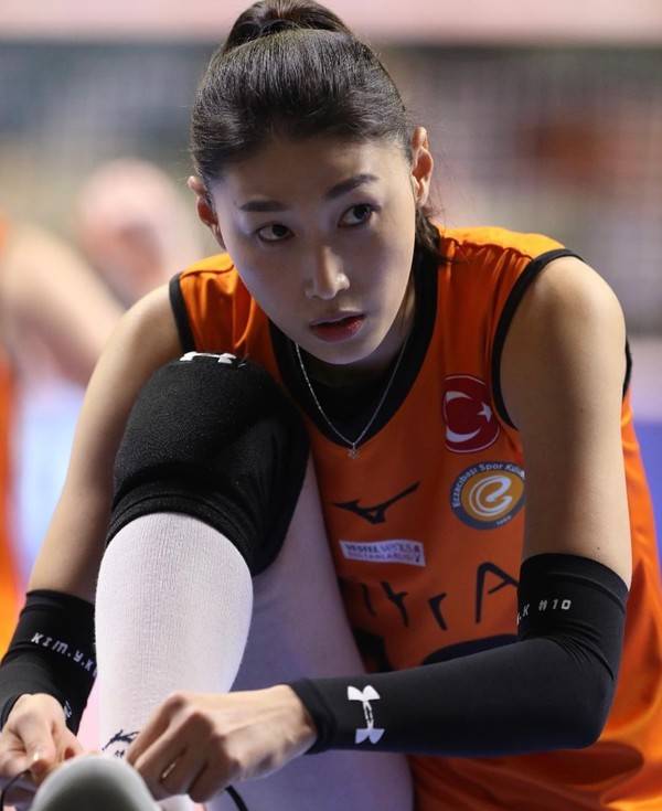 사진=김연경 선수 SNS 캡쳐,&nbsp;엑자시바시 비트라에서 뛰던 당시 김연경 선수의 모습