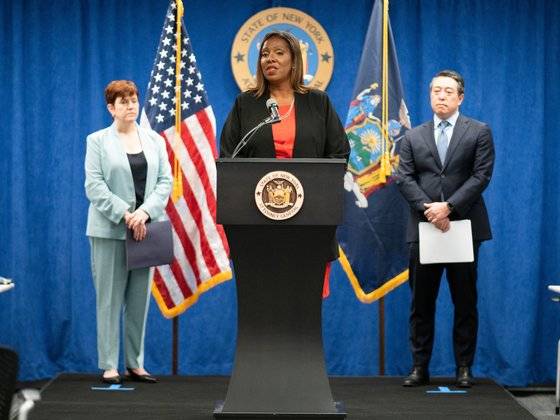 레티시아 뉴욕 검찰총장이 3일 앤드루 쿠오모 뉴욕주지사의 성폭력 혐의 수사 결과를 발표하고 있다. [로이터=연합뉴스]