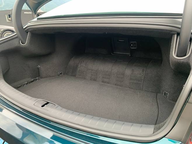 제네시스 G80 전동화 모델 트렁크/사진=이강준 기자