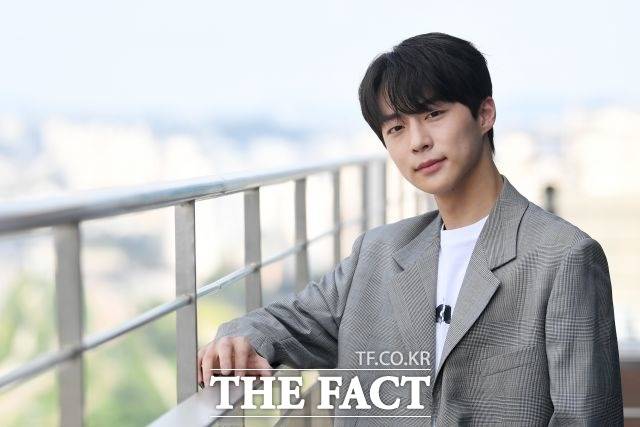 배인혁은 최근 종영한 KBS2 '멀리서 보면 푸른 봄'에서 남수현 역을, tvN '간 떨어지는 동거'에서 계선우 역을 맡아 열연을 펼쳤다. 그는 두 개의 작품으로 시청자들의 4일을 책임졌다. /남용희 기자