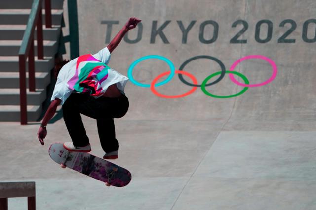 2020 도쿄 올림픽 남자 스케이트보드 스트리트 경기 결선에서 열연하는 일본 호리고메 유토 선수.