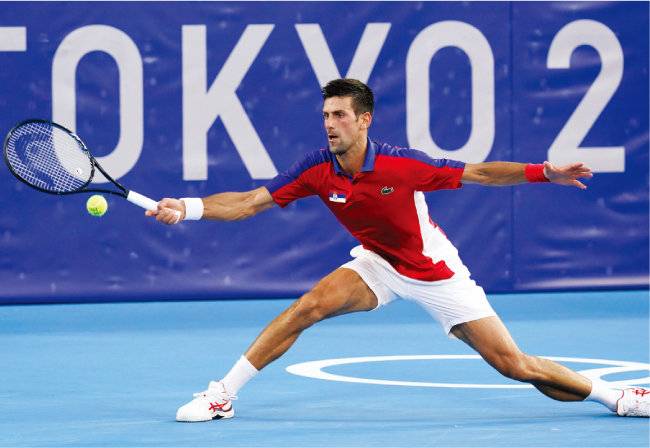 체감 온도가 40도에 육박한 가운데 치러진 도쿄올림픽. 남자 테니스 세계 랭킹 1위 노바크 조코비치도 무더위로 인한 경기의 어려움을 토로했다. [뉴시스]