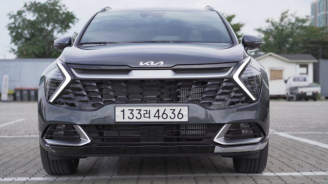 신형 스포티지 외관