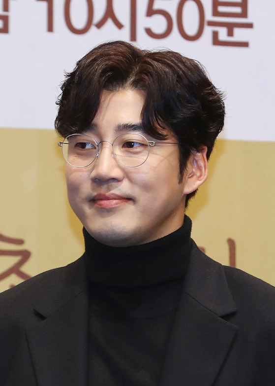 Actor Yoon Kye-sang [ILGAN SPORTS]