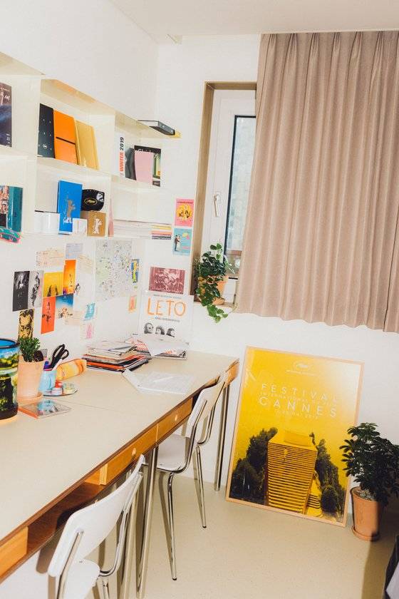 '어둠의 아이들' '레토' 등 감각적인 독립영화를 소개해온 영화사 엣나인필름의 방. [사진 송시영, 맹그로브]