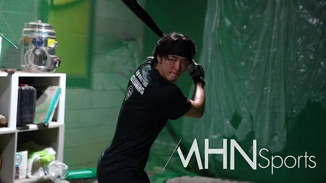 롯데 자이언츠 포수 유망주 손성빈의 형이자 독립구단 스코어본 하이에나들의 외야수 손정빈 사진=박연준