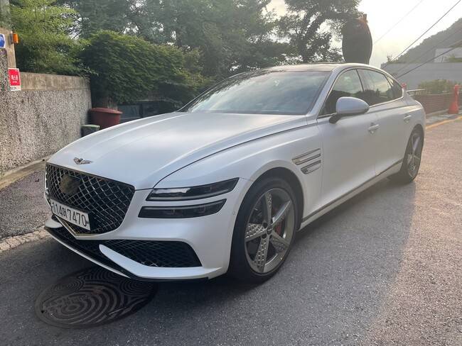 제네시스 G80 스포츠 앞모습