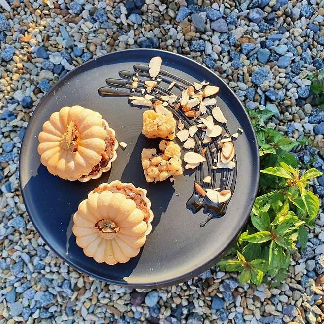 인스타그램 @cafe.ha_nok