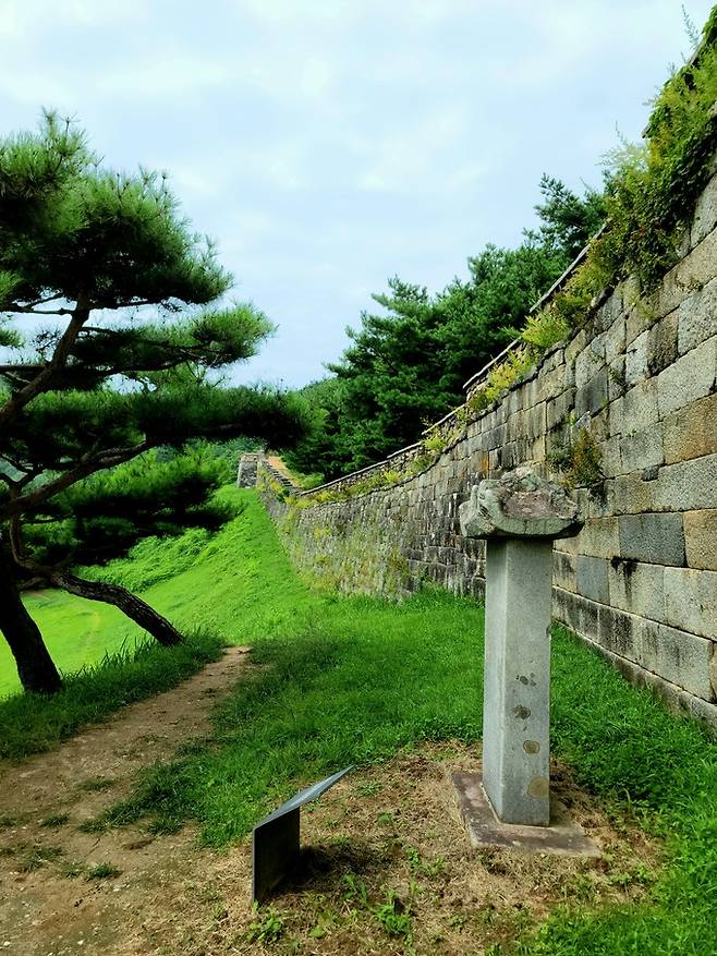 상당산성 공남문 구룡사 사적비