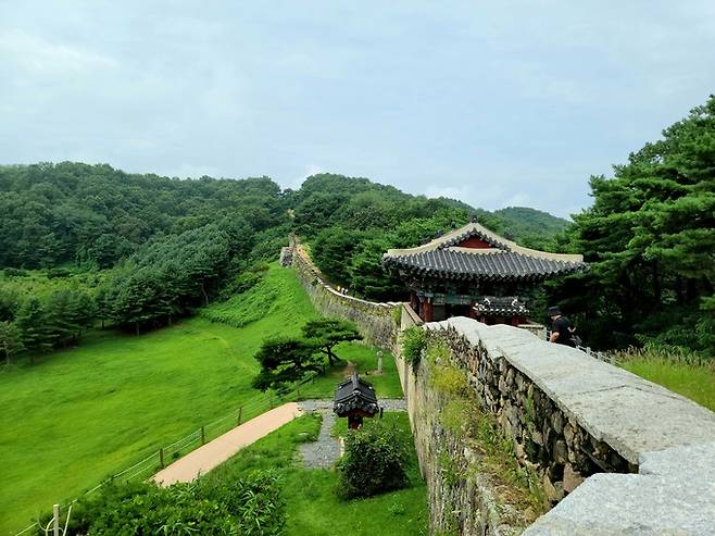 공남문 보루 성벽