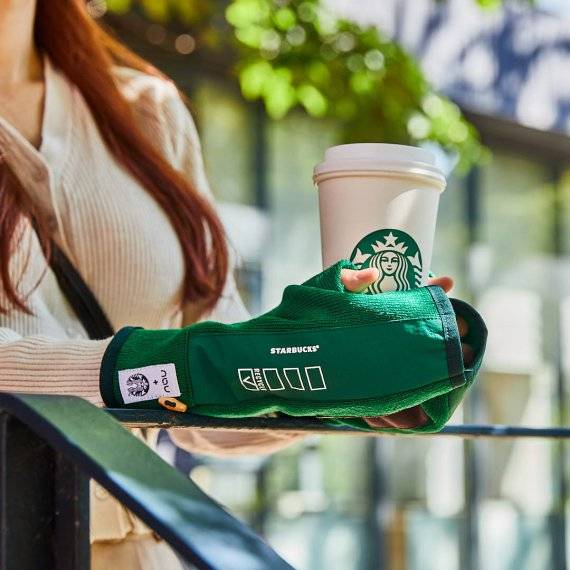 폐플라스틱으로 만들어진 '키핑 슬리브'