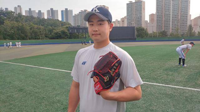 2022 KBO 신인 2차 드래프트에서 롯데에 지명 받은 경북고 진승현. 한국일보 자료사진