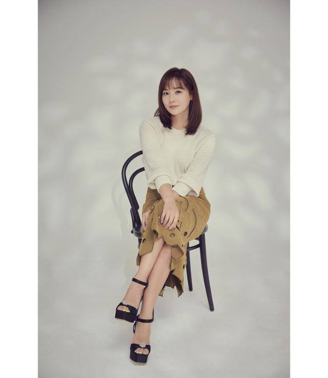 유진이 남편 기태영의 내조 덕분에 '펜트하우스' 촬영에 집중할 수 있었다고 밝혔다. 인컴퍼니 제공