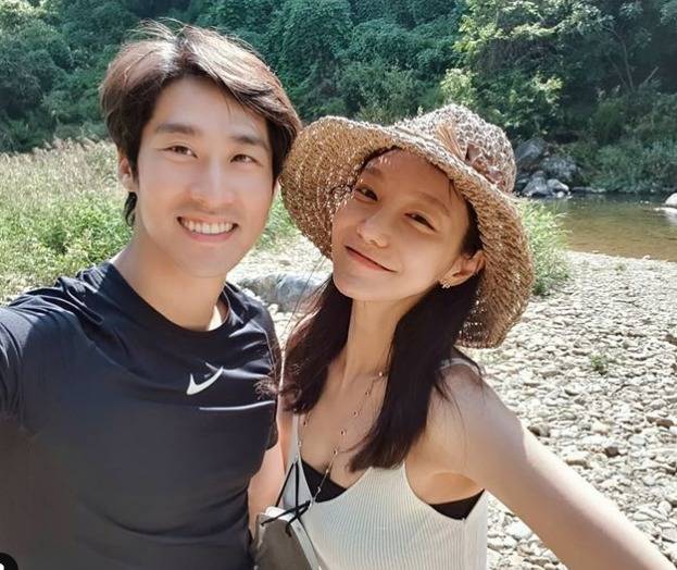 ▲ 김지철(왼쪽), 신소율. 출처| 신소율 인스타그램