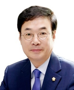 박기영 공주시의회 부의장.