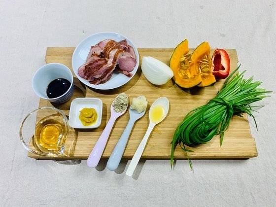 단호박 부추 오리볶음 재료들