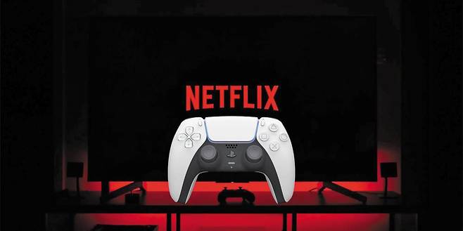 게임 시장 진출을 선언한 글로벌 OTT(온라인 동영상 서비스) 기업 넷플릭스의 로고에 게임 패드를 합성한 사진. / 긱크레이즈