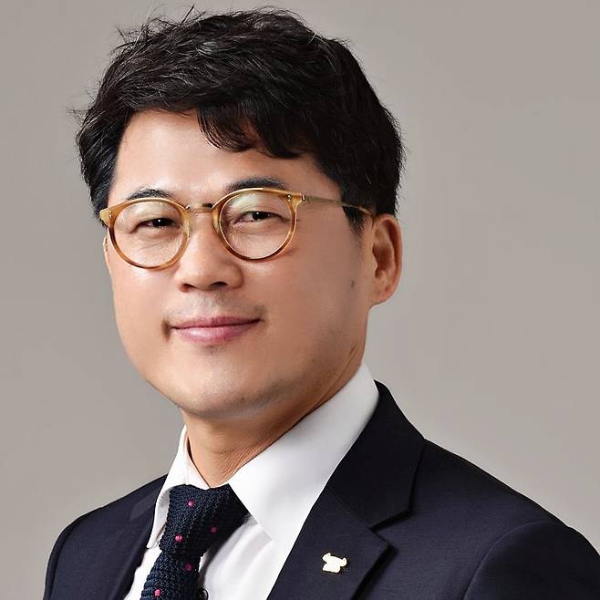 더불어민주당 중앙당 부대변인으로 임명된 이병도 서초구(갑) 지역위원회 부위원장.