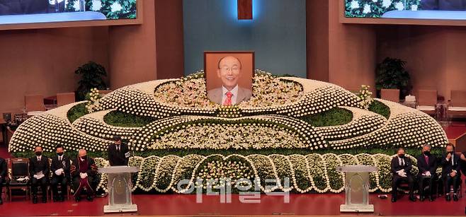 18일 여의도순복음교회 대성전에서 고(故) 조용기 목사의 천국환송예배가 한국교회장으로 치러지고 있다(사진=한교총)