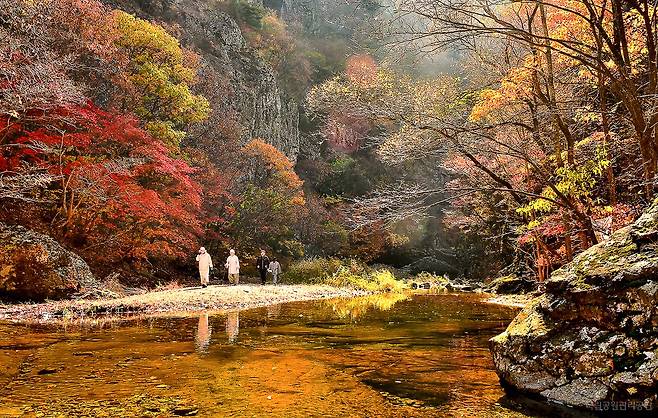 주왕산 주왕계곡길. 사진 국립공원공단