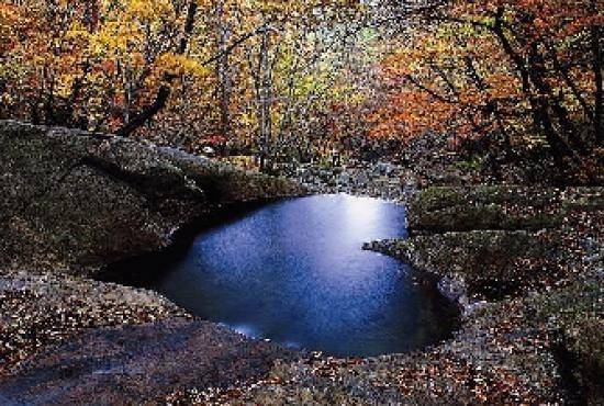 칠연계곡. 기암괴석과 크고 작은 폭포, 소 등이 조화롭게 어우러져 절경을 이룬다. 사진=무주군.