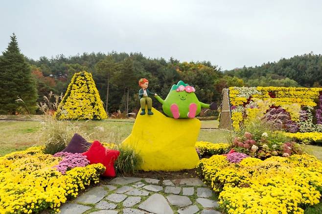 &nbsp;‘2021 가을봉자페스티벌’이 내달 31일까지 봉화 춘양에 마련된 국립백두대간수목원에서 펼쳐진다.(사진=경북도 제공) 2021.09.19.