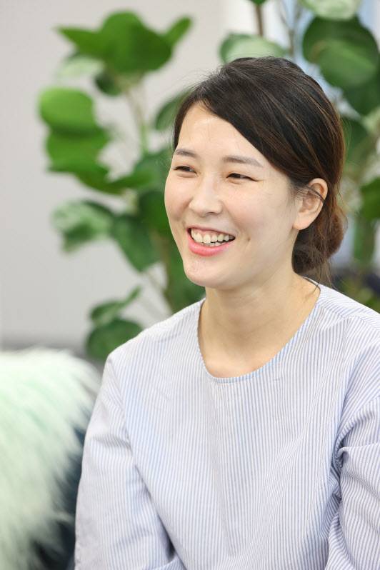 김민지 중소벤처기업부 청년정책과장이 인터뷰를 하고 있다. (사진=중기부)