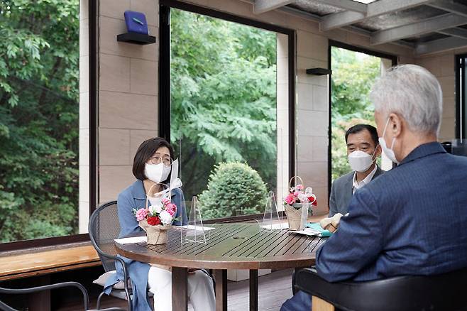 은수미 성남시장이 지역곳곳을 누비며 시민들을 위로했다.(사진=성남시)