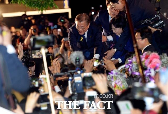 '너는 누구 팬이야?'..정치인 '팬덤'의 명과암