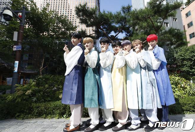 그룹 싸이퍼(Ciipher) © News1 권현진 기자