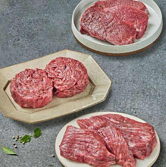 이연에프엔씨의 한우세트.