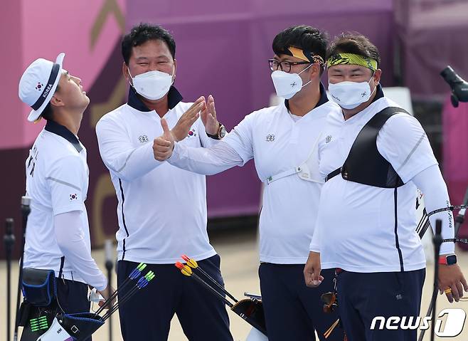 한국 남자 양궁 리커브 대표팀. /뉴스1 © News1 송원영 기자