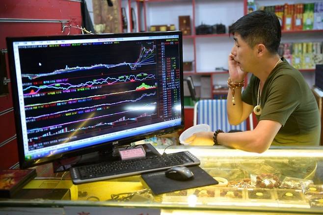 중국 최대 부동산기업인 헝다그룹이 파산 위기에 몰리면서 글로벌 금융시장에 불안감이 감돌고 있는 가운데 중화권 등 아시아 주요 증시는 23일 일제히 상승 마감했다. /사진=AFP통신