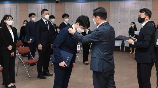 2021년 신규 공무원 임용식 [이미지출처=거창군]