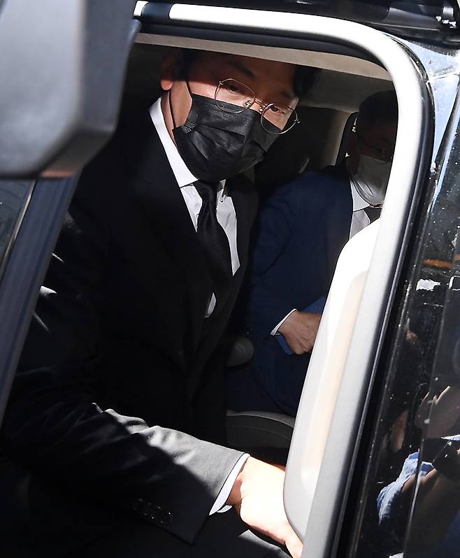 결국 항소를 포기하여 1심 선고 그대로 벌금 3천만원이 확정된 하정우.