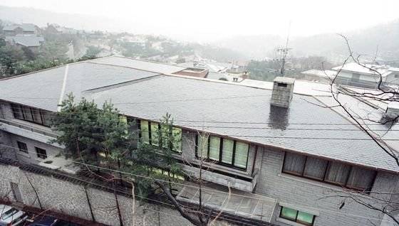 현대차그룹이 다시 사들인 서울 성북구 성북동 옛 영빈관 건물. 정주영 현대그룹 명예회장이 이용하던 곳이다. [연합뉴스]