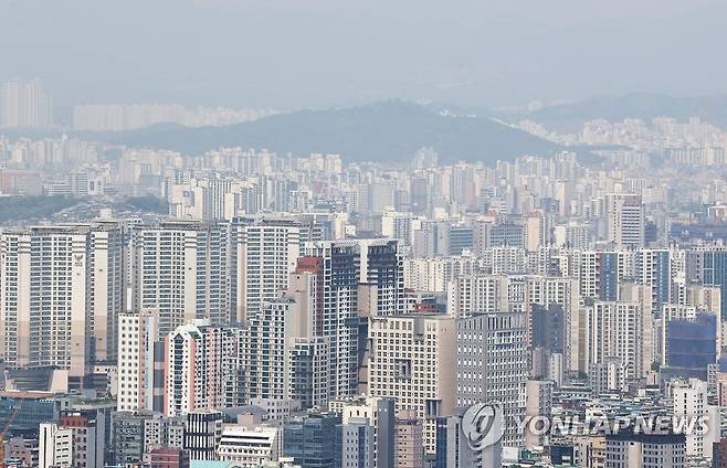 남산에서 바라본 서울시내 아파트 [연합뉴스 자료사진]