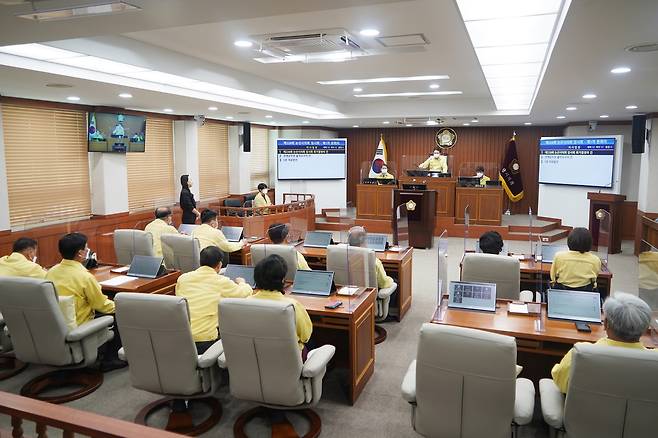 충남 논산시의회 본회의장에서 제228회 임시회가 열리고 있다.(논산시의회 제공)© 뉴스1