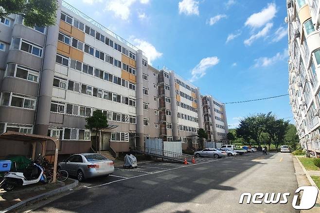 나주 용산주공1차 영구임대아파트. © News1