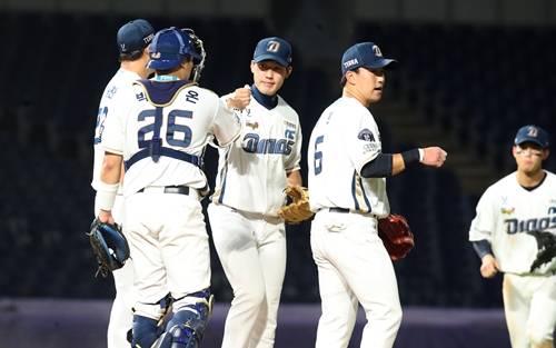 8연패에 빠진 NC다이노스가 이번주 SSG랜더스·KIA타이거즈·롯데 자이언츠와의 7연전에서 반등을 꾀한다. 사진은 NC 선수단 모습. /사진=뉴스1