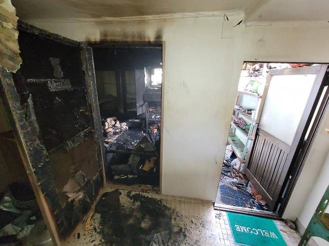 주택 화재 [대구소방안전본부 제공. 재판매 및 DB 금지]